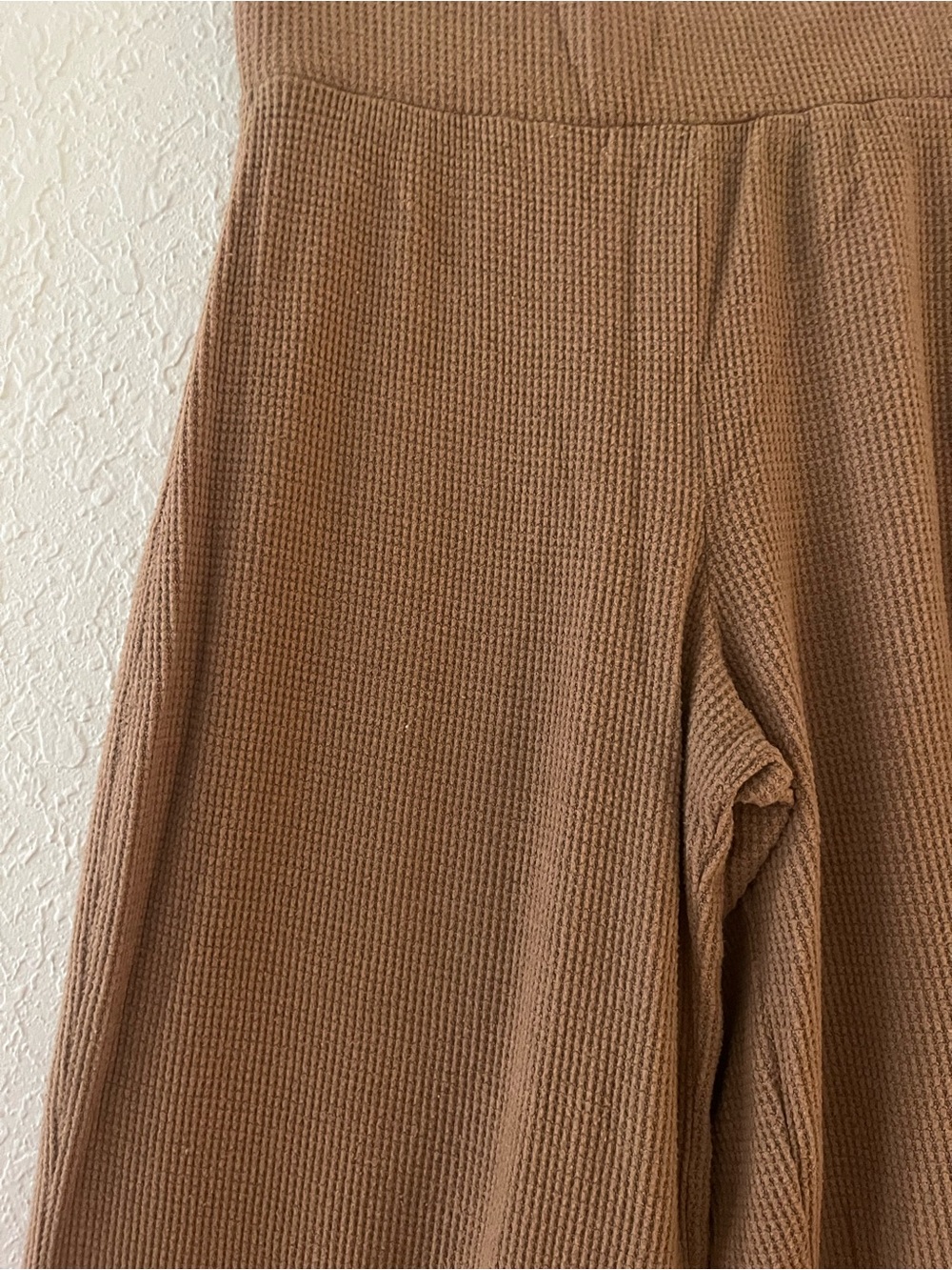 Abercrombie & Fitch Waffle Lounge Wide Leg Pants and Henley Tee Set - Picture 4 of 9